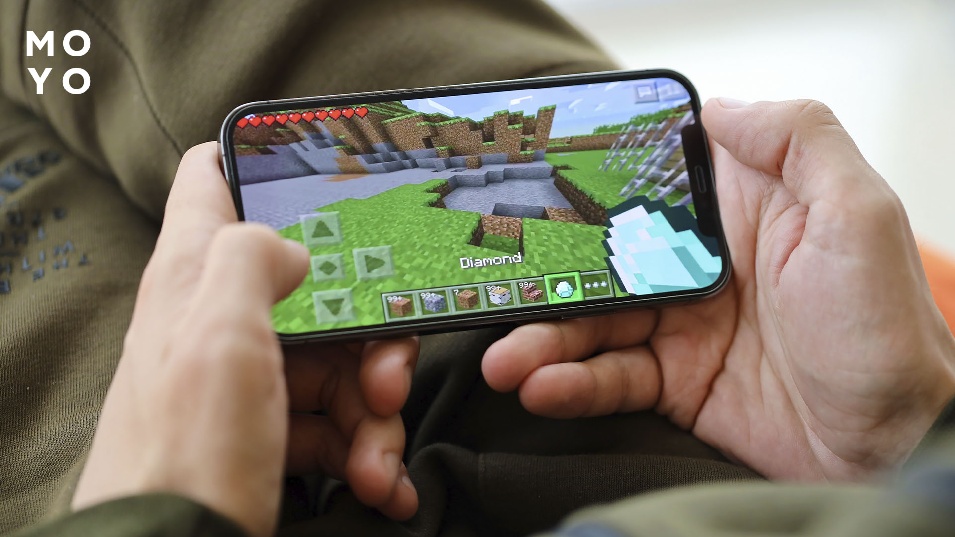 Завантаження Майнкрафта на Айфон