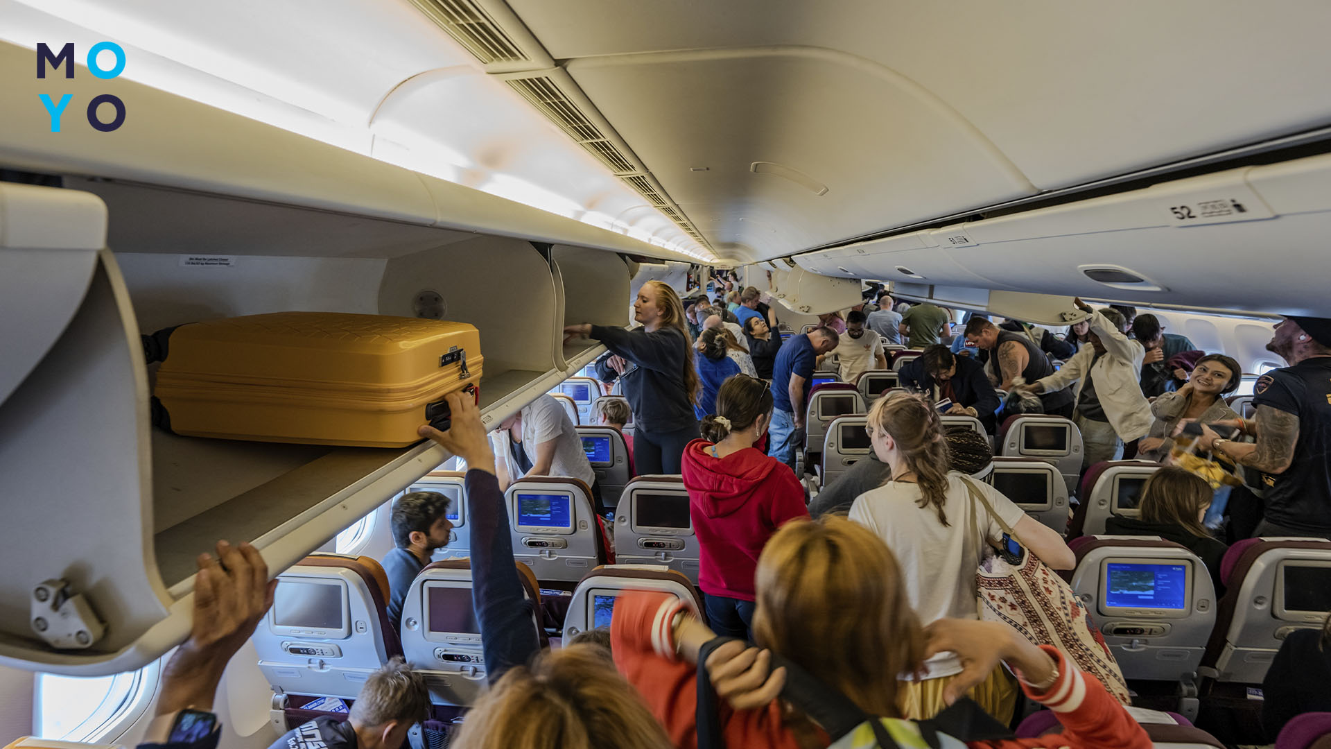 пасажири на борту літака