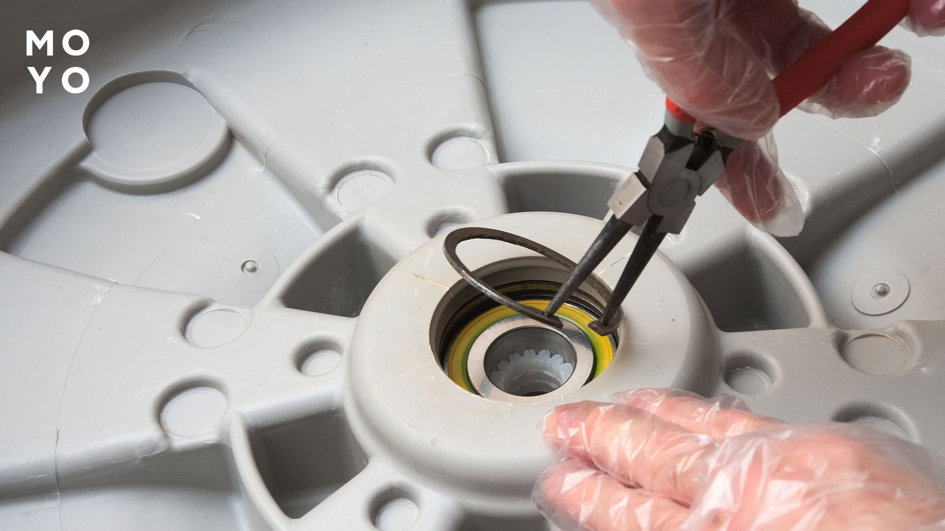 змащувати в пральній машині підшипники барабана