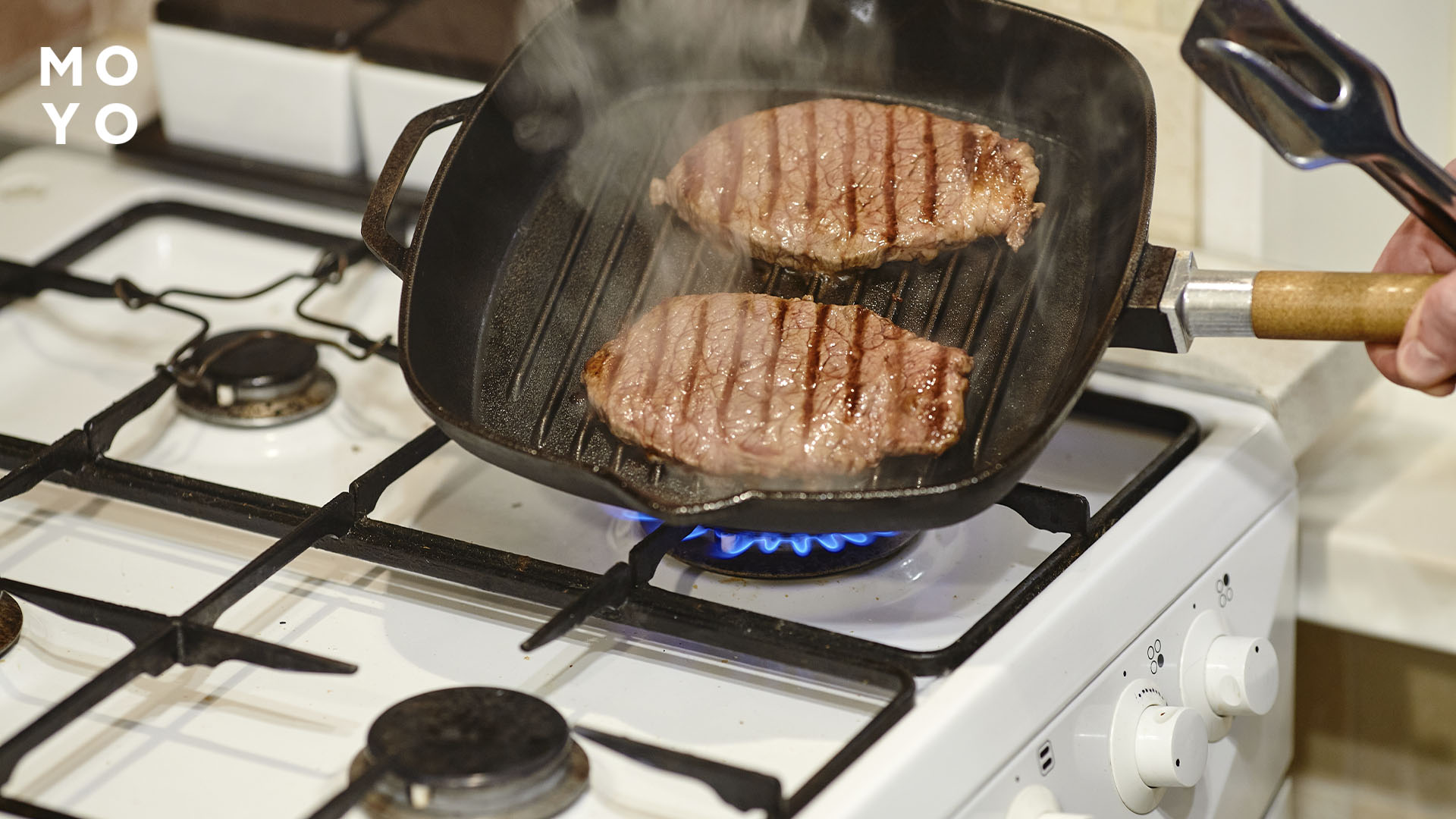 Приготовление котлет на сковороде гриль