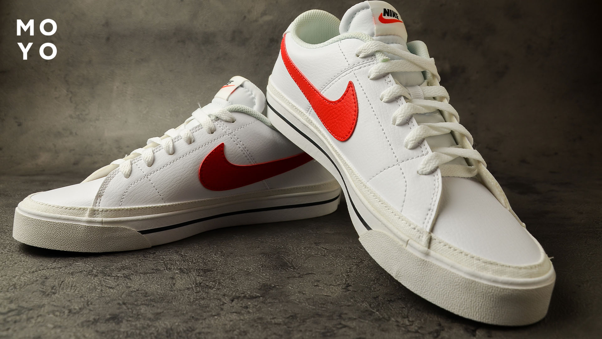 белые кроссовки Nike