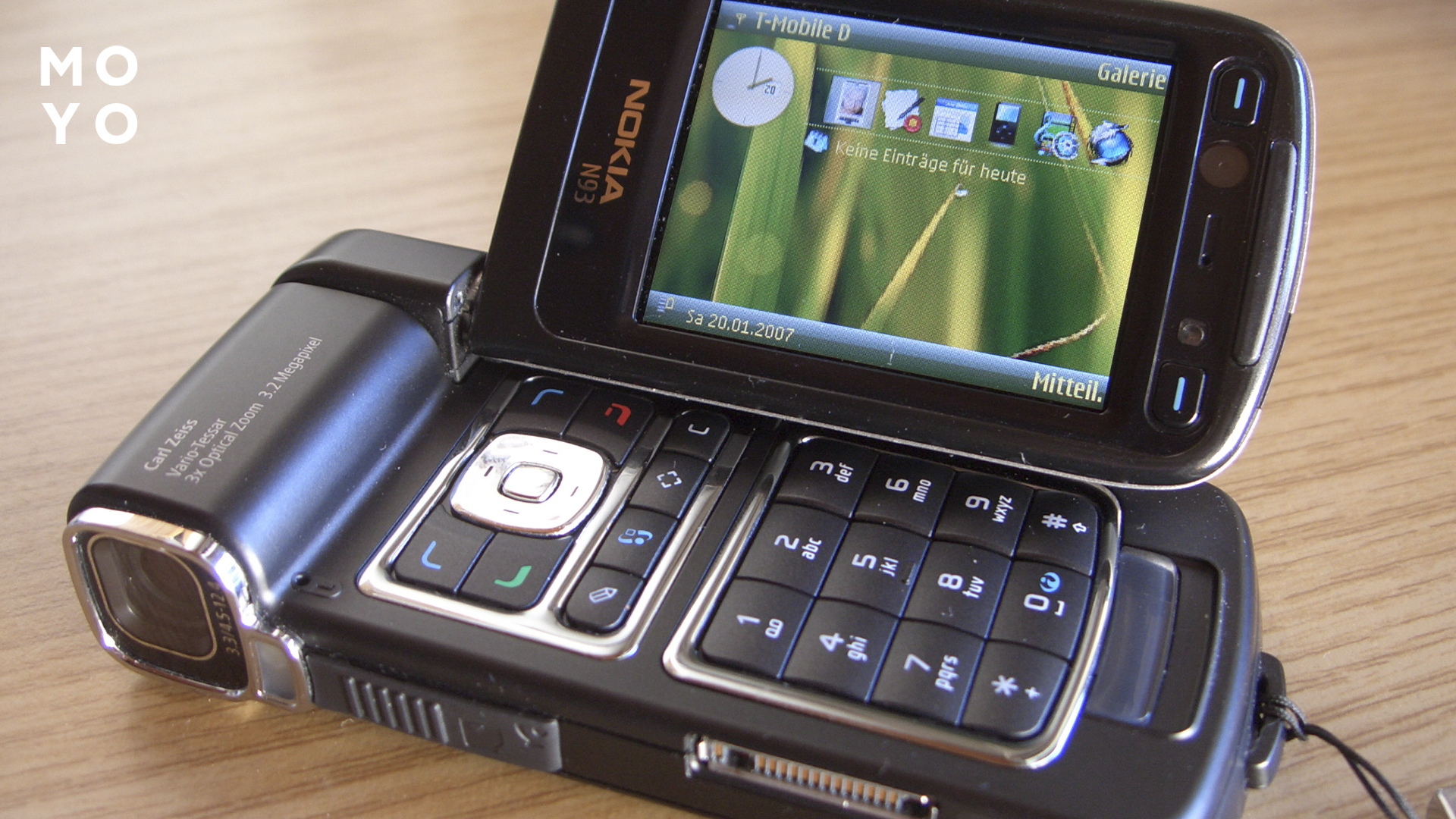 Nokia N93