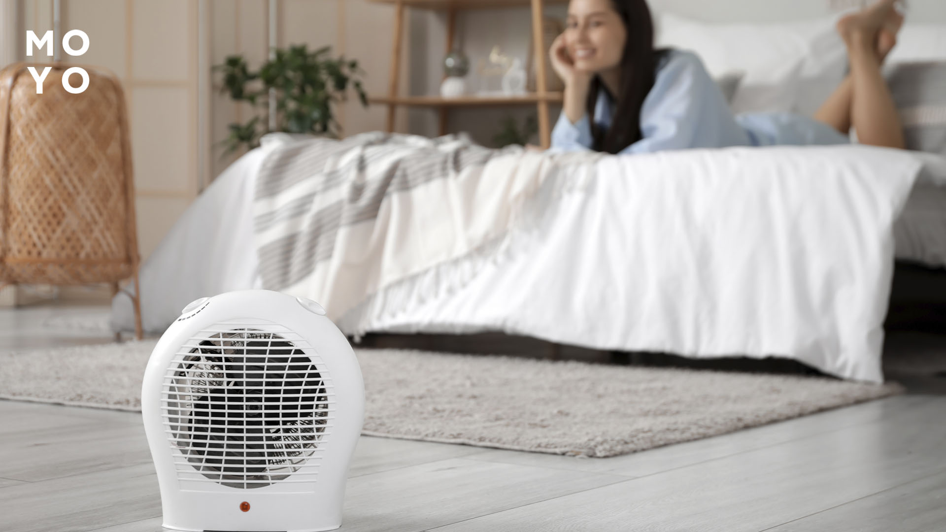 тепловентилятор в комнате