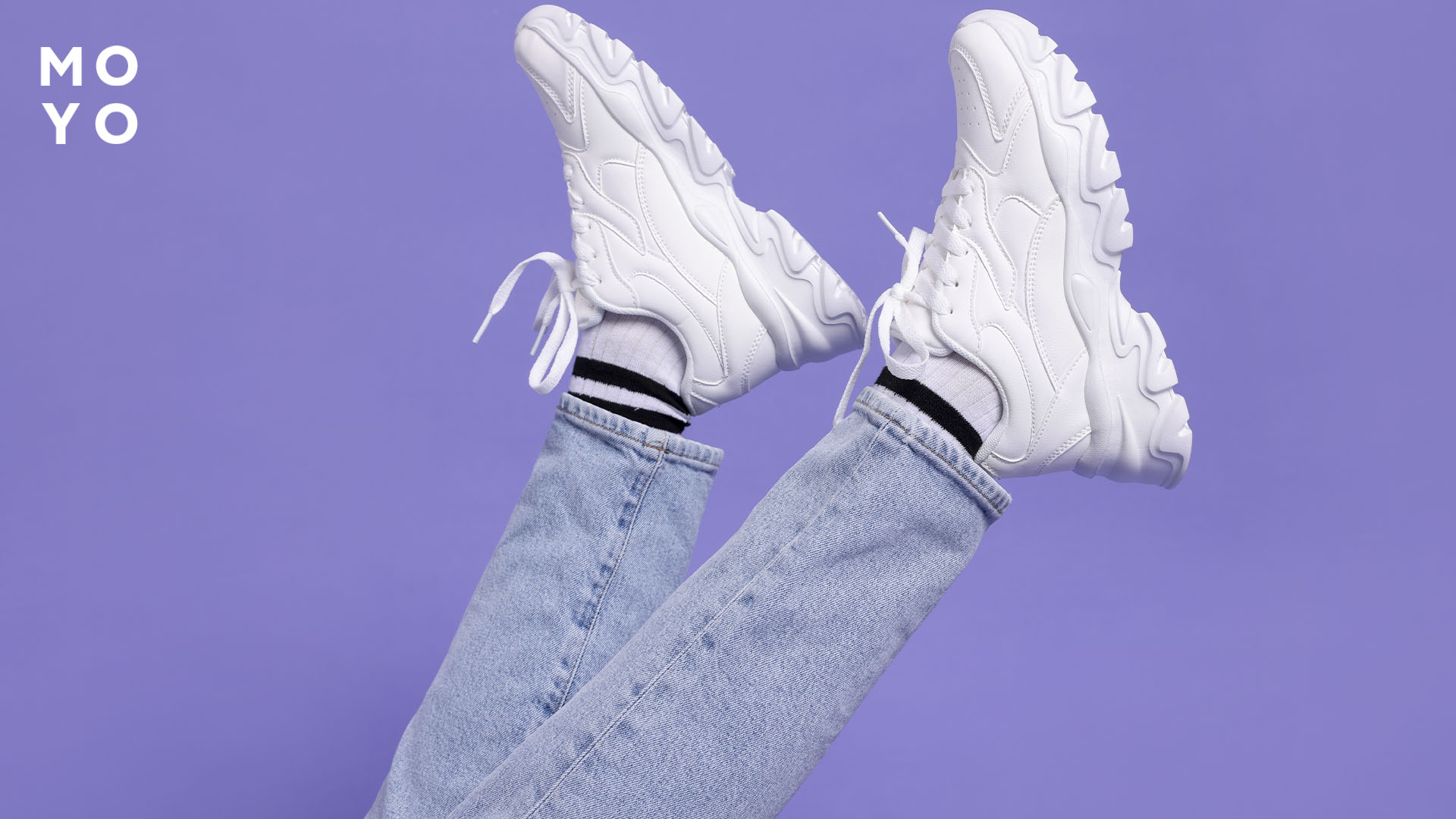 жіночі білі кросівки