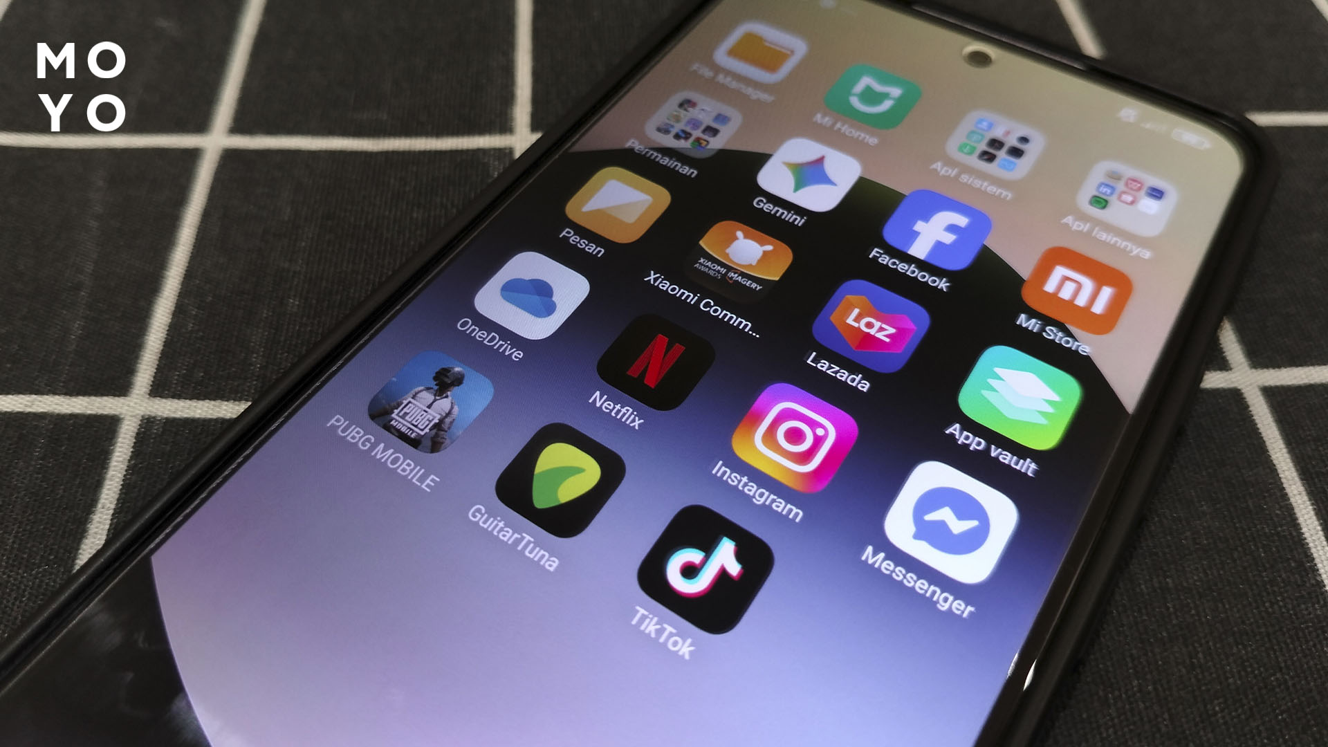 інтерфейс Сяомі Редмі Нот 14 Про