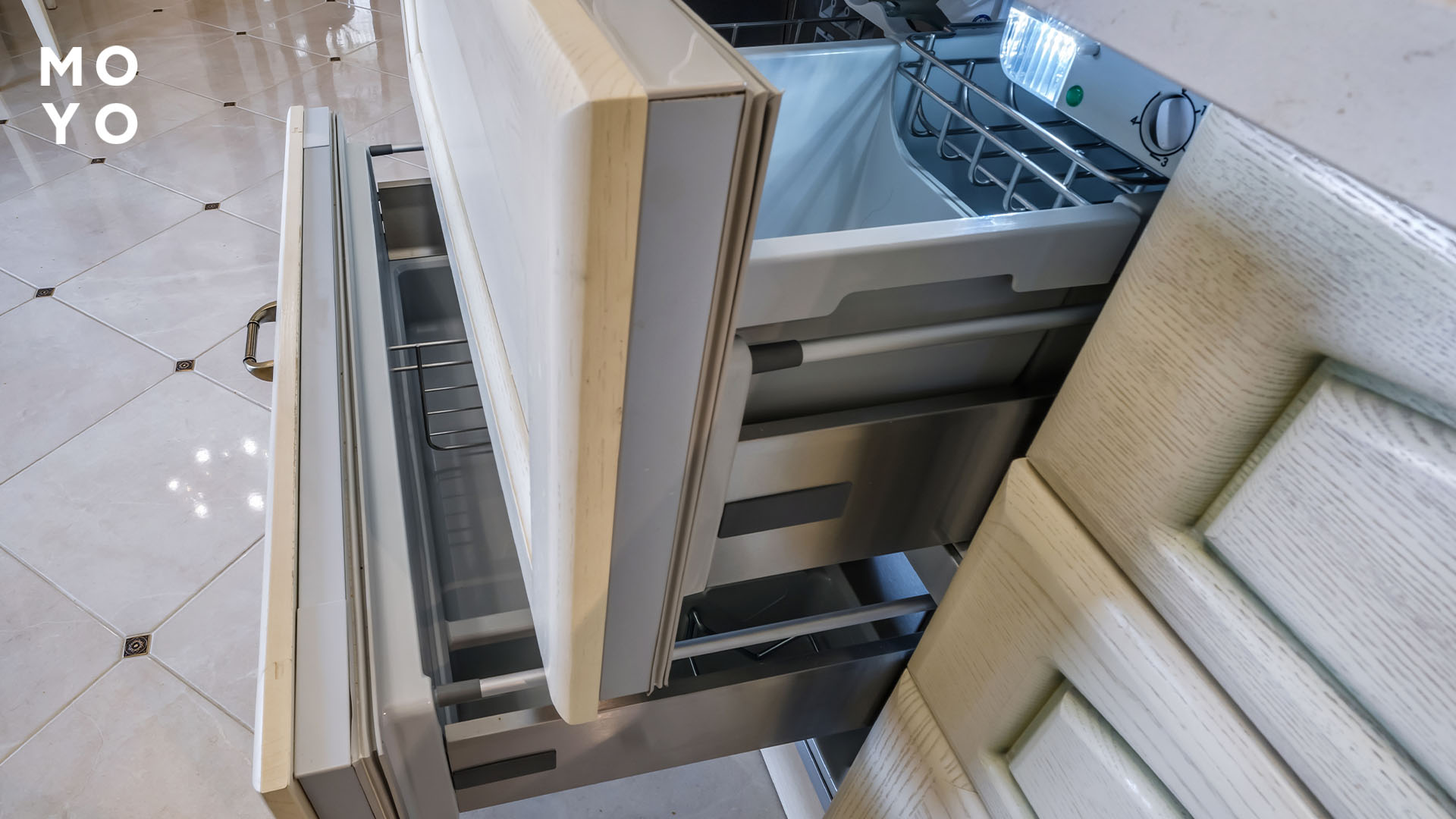 морозильник встроенный