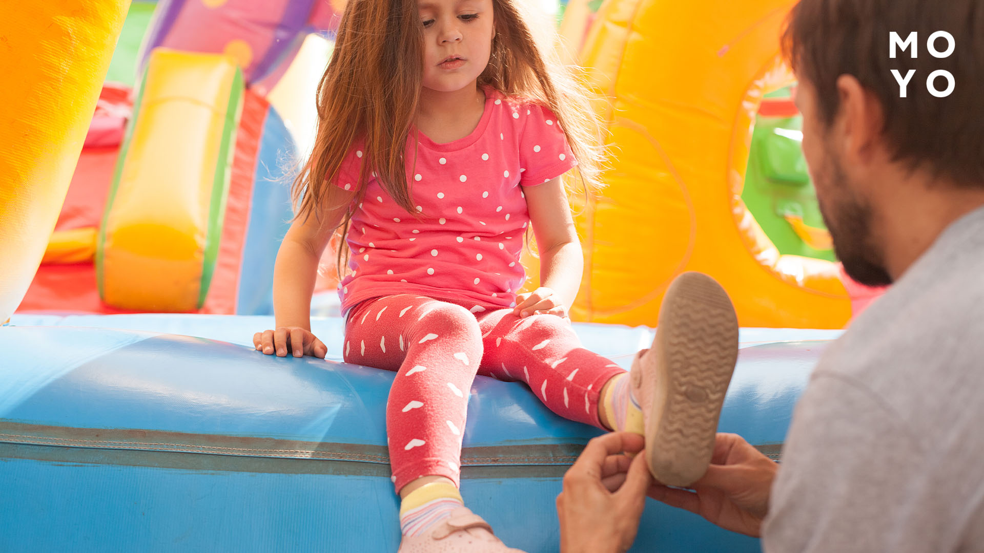 взуватися після гри на батуті