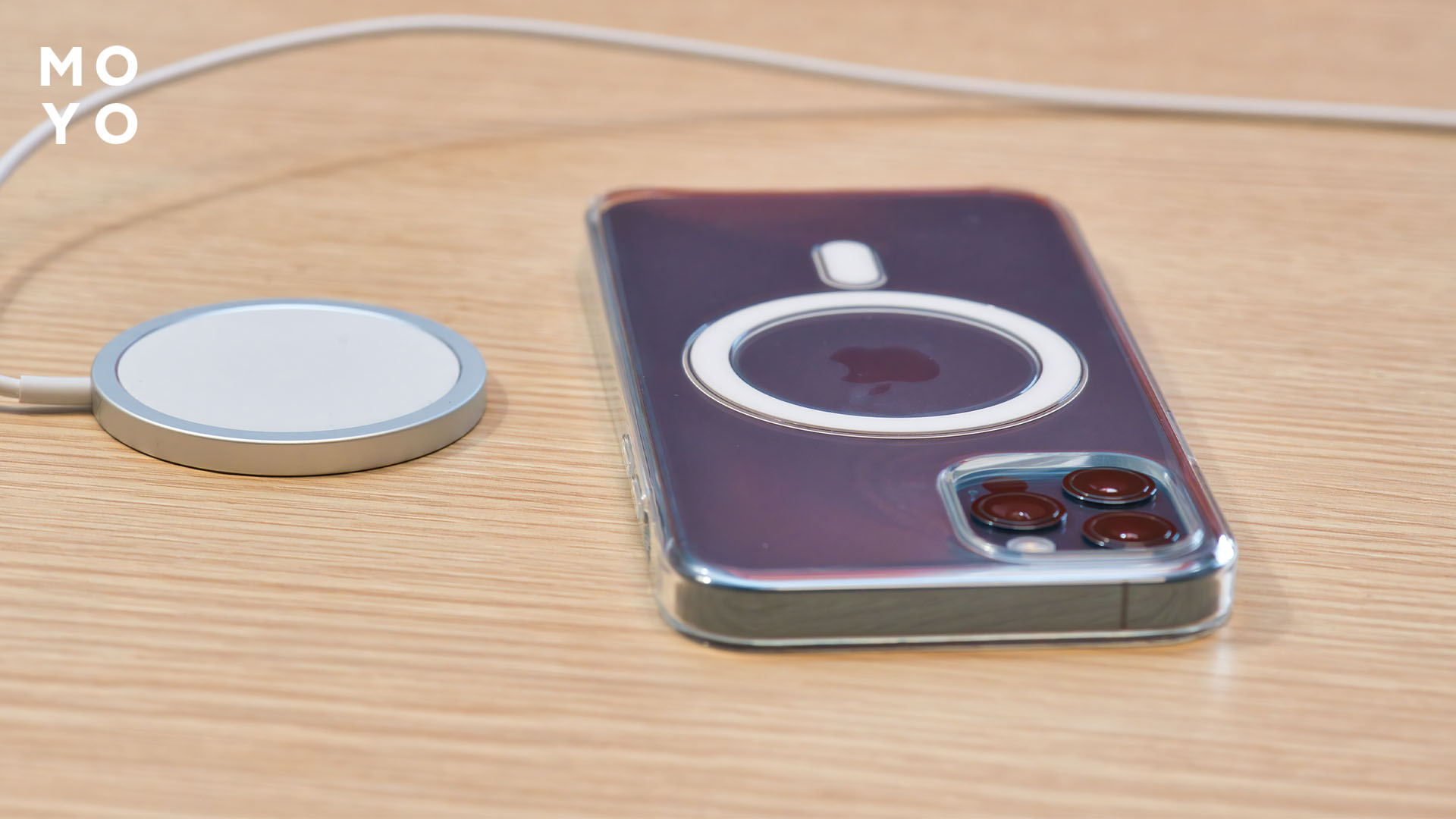 Які Айфони підтримують бездротову зарядку