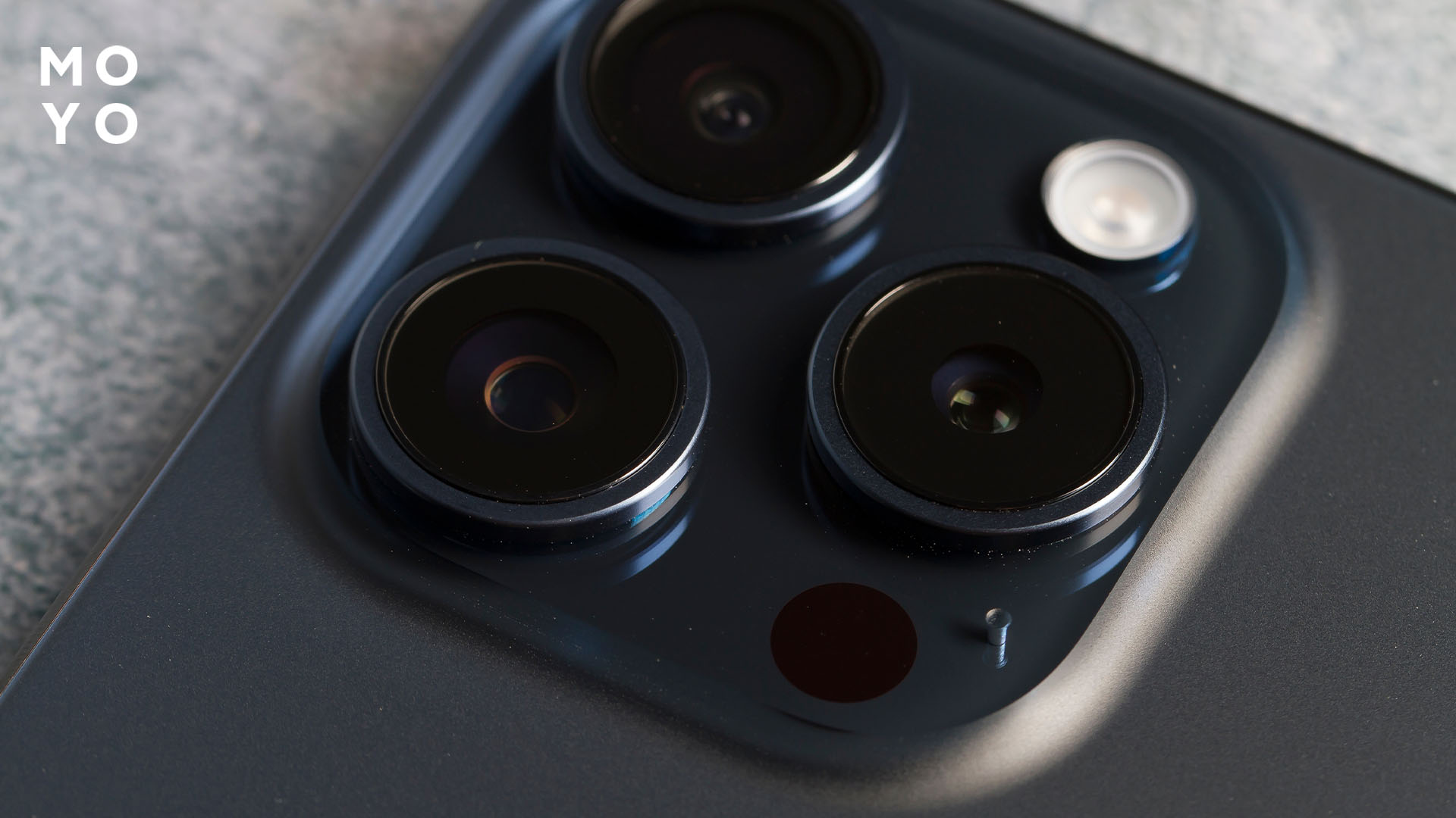 Камера iPhone не фокусується