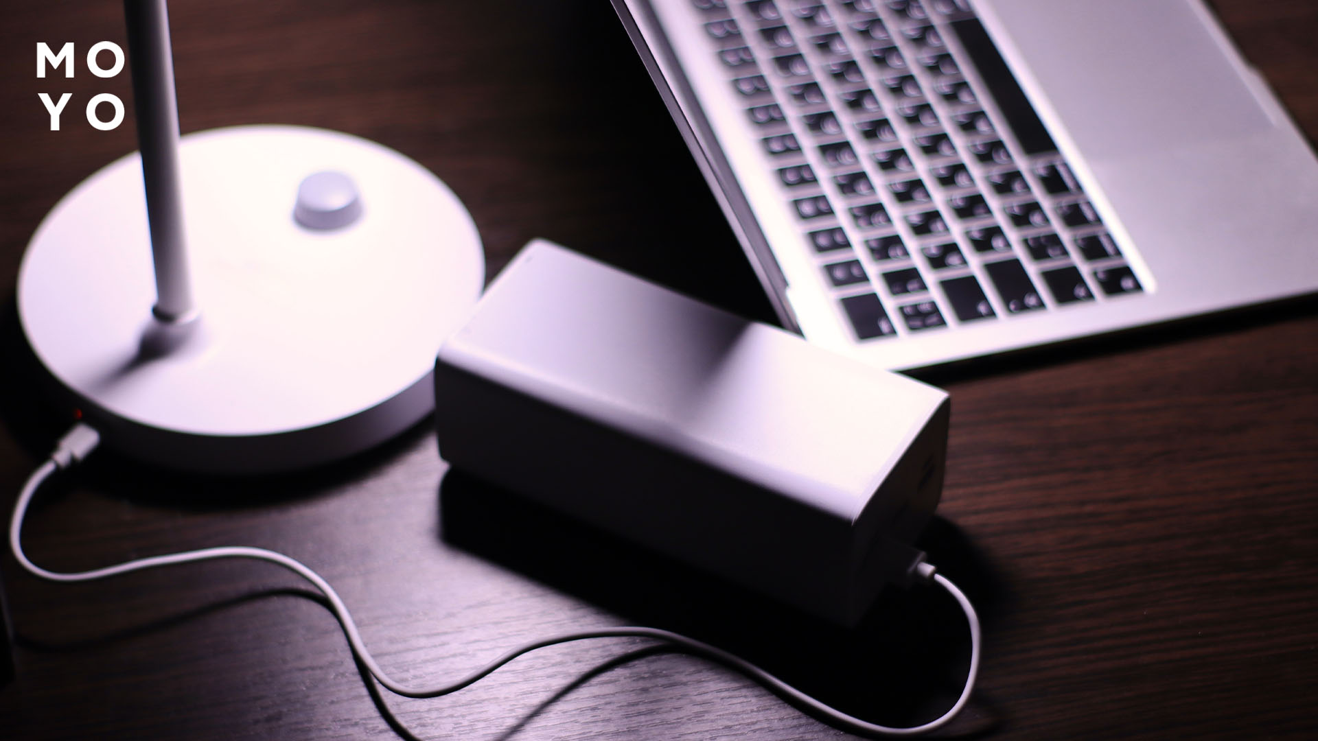 скільки заряджати акумуляторну лампу