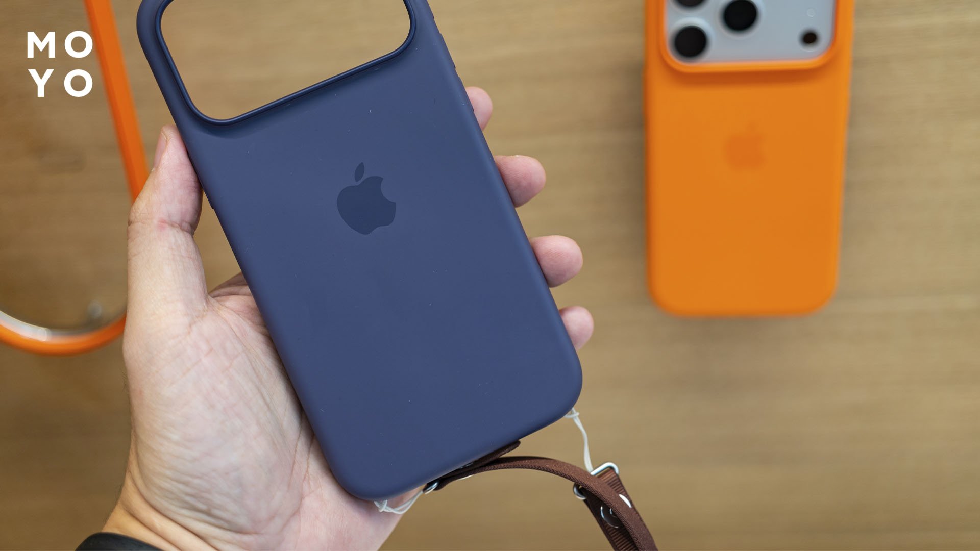 чохол на айфон