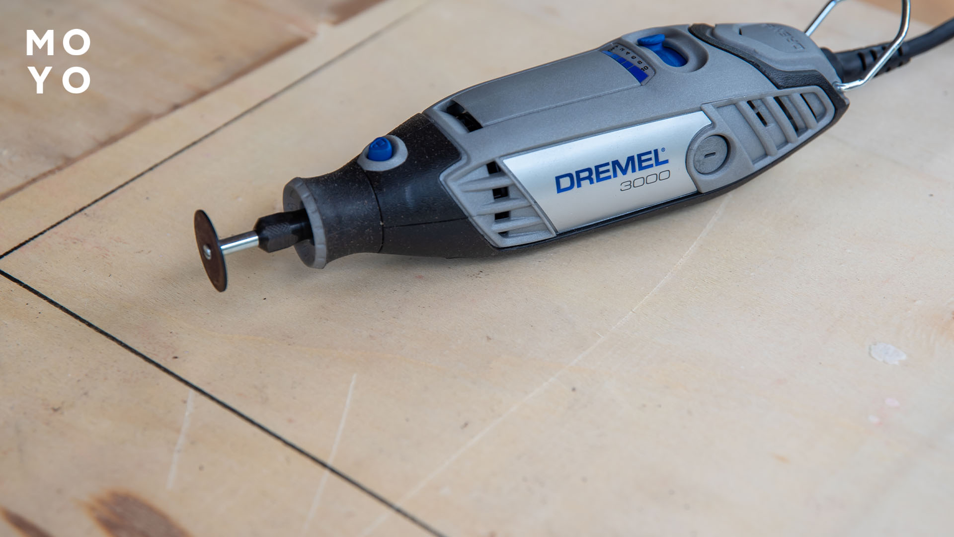 гравер Dremel 