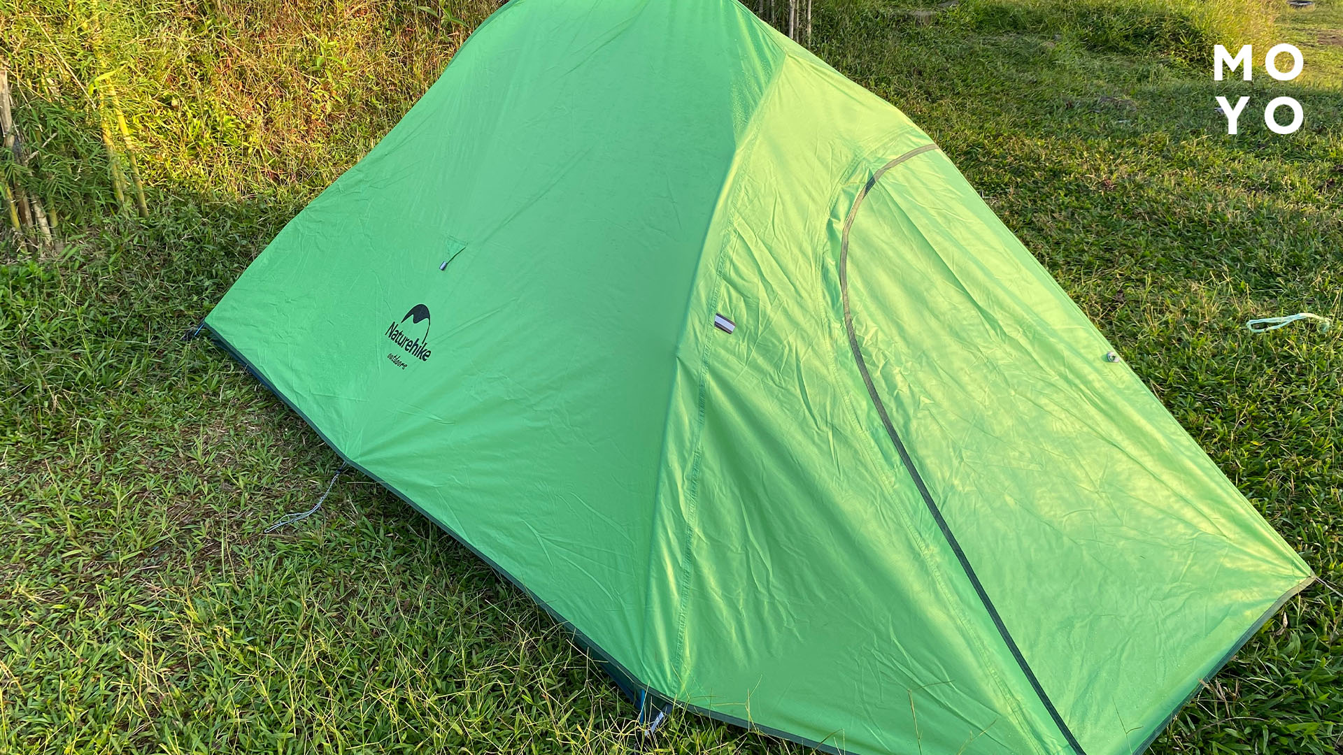 Туристическая палатка NatureHike