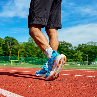 ТОП кросівок Asics — 6 фаворитів серед бігових і повсякденних пар