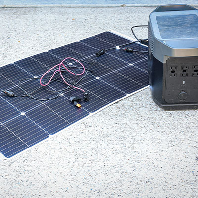 Сколько Вольт выдает солнечная панель 100, 200, 300, 400 Вт и от чего это зависит