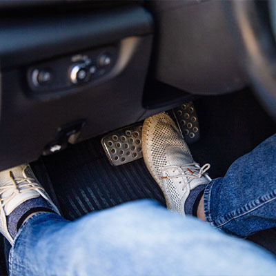 Чому буксує зчеплення — 4 моменти, коли потрібна діагностика