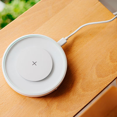 ТОП беспроводных зарядок — 7 моделей со стандартами Qi и MagSafe