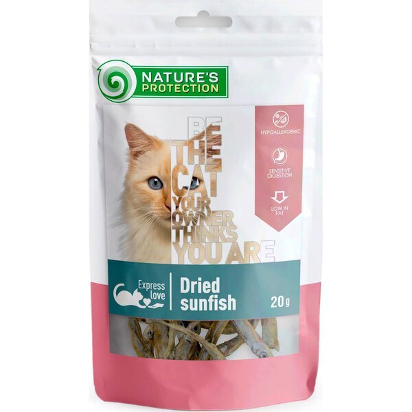 Лакомство для котов Nature's Protection snacks for cats dried sunfish 20 г