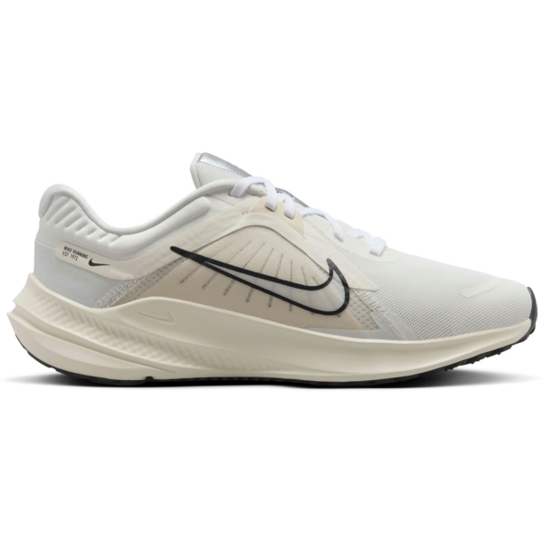 

Кроссовки женские Nike Quest 5 DD9291-104 37.5 (6.5 US) молочные