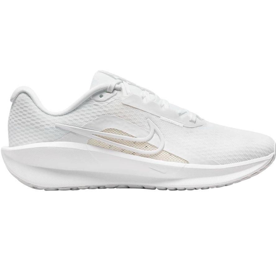 Кроссовки женские Nike W Downshifter 13 FD6476-101 38.5 (7.5 US) белые