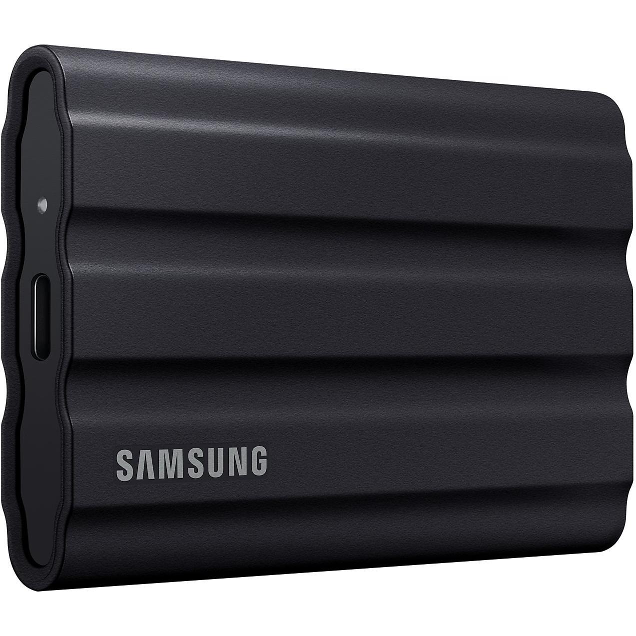 Портативный SSD Samsung 2TB USB 3.2 Gen 2 Type-C T7 Shield (MU-PE2T0S/WW) фото 1