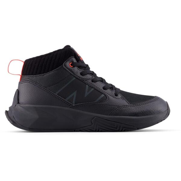 

Кроссовки подростковые New Balance 800 GT800TBB 38 (5.5 US) черные