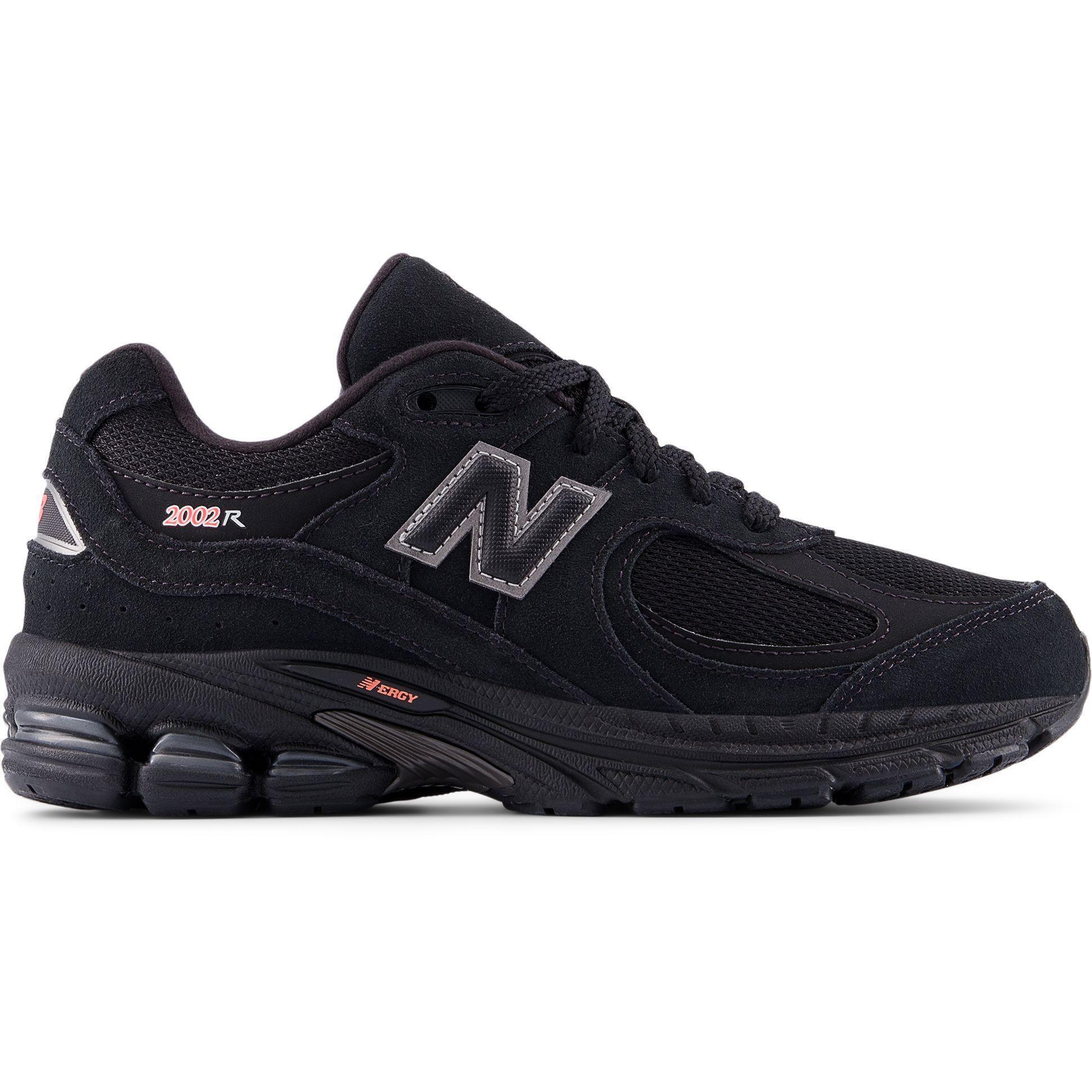 Кроссовки подростковые New Balance 2002R GC2002RX 37 (4.5 US) черные фото 1