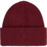 Шапка Puma Wardrobe Ess Chunky Mid Crown Beanie 026408-03 красная