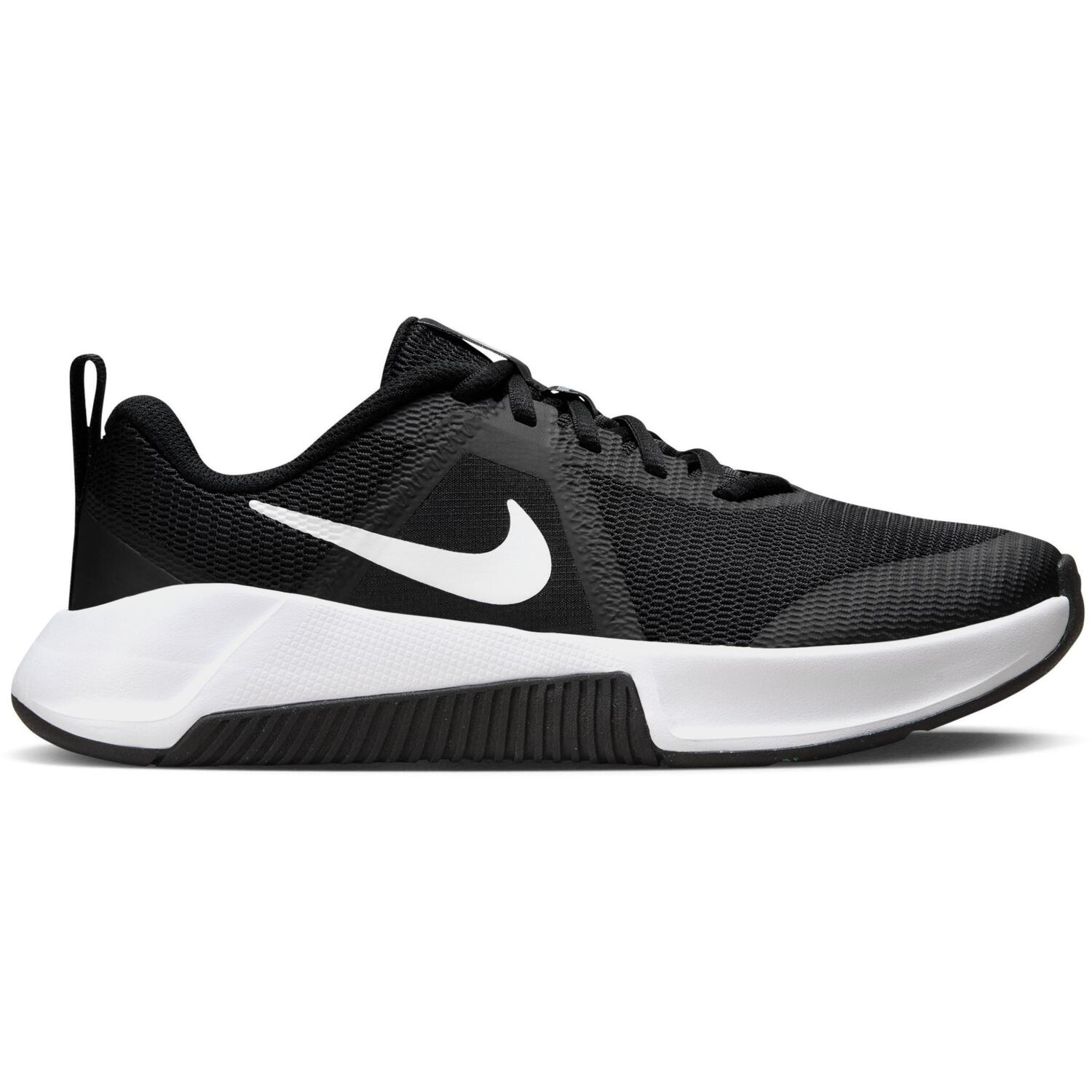 Кроссовки женские Nike W Mc Trainer 3 FQ1830-001 36.5 (6 US) черные
