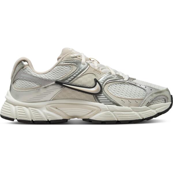 

Кроссовки женские Nike W V5 RNR HQ7901-104 38 (7 US) бежевые