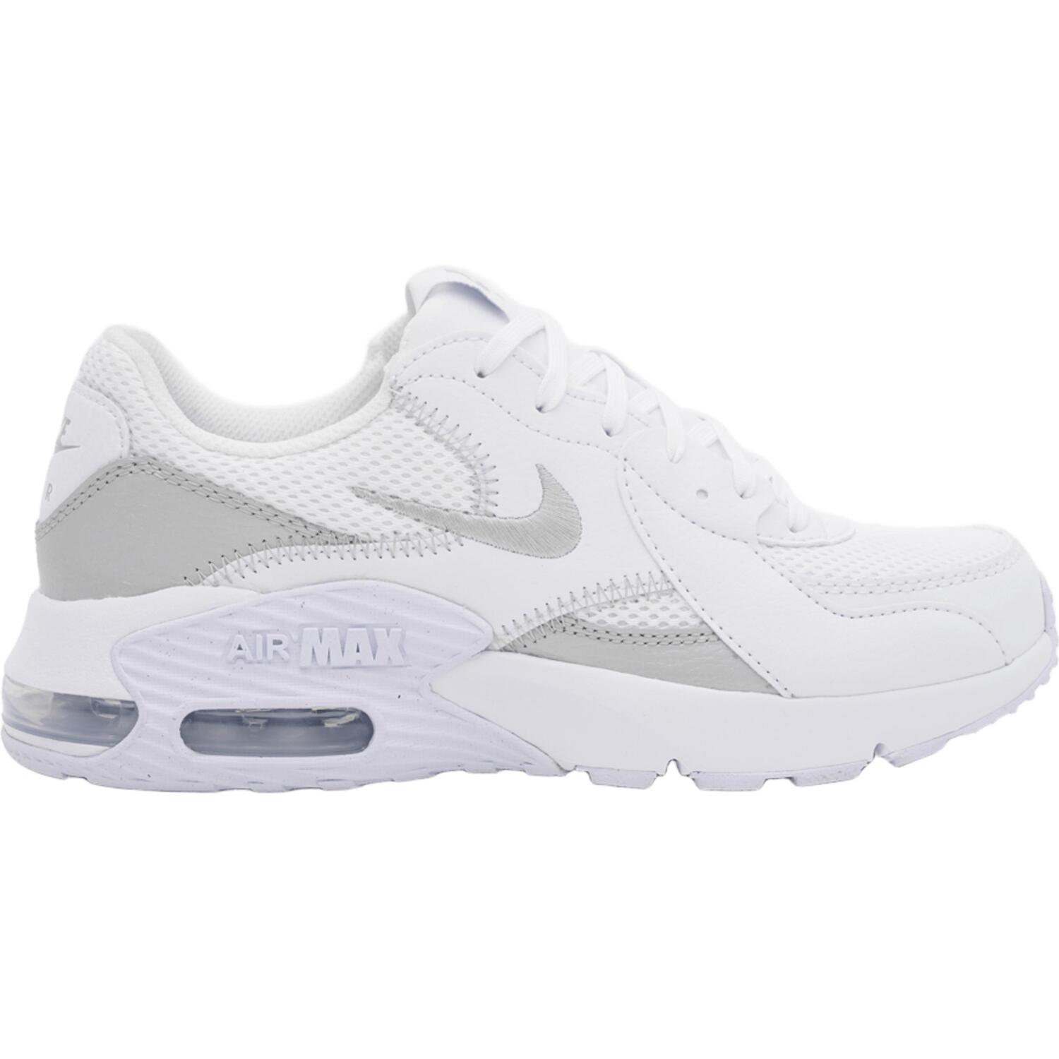 Кросівки жіночі Nike Air Max Excee CD5432-121 38 (7 US) білий