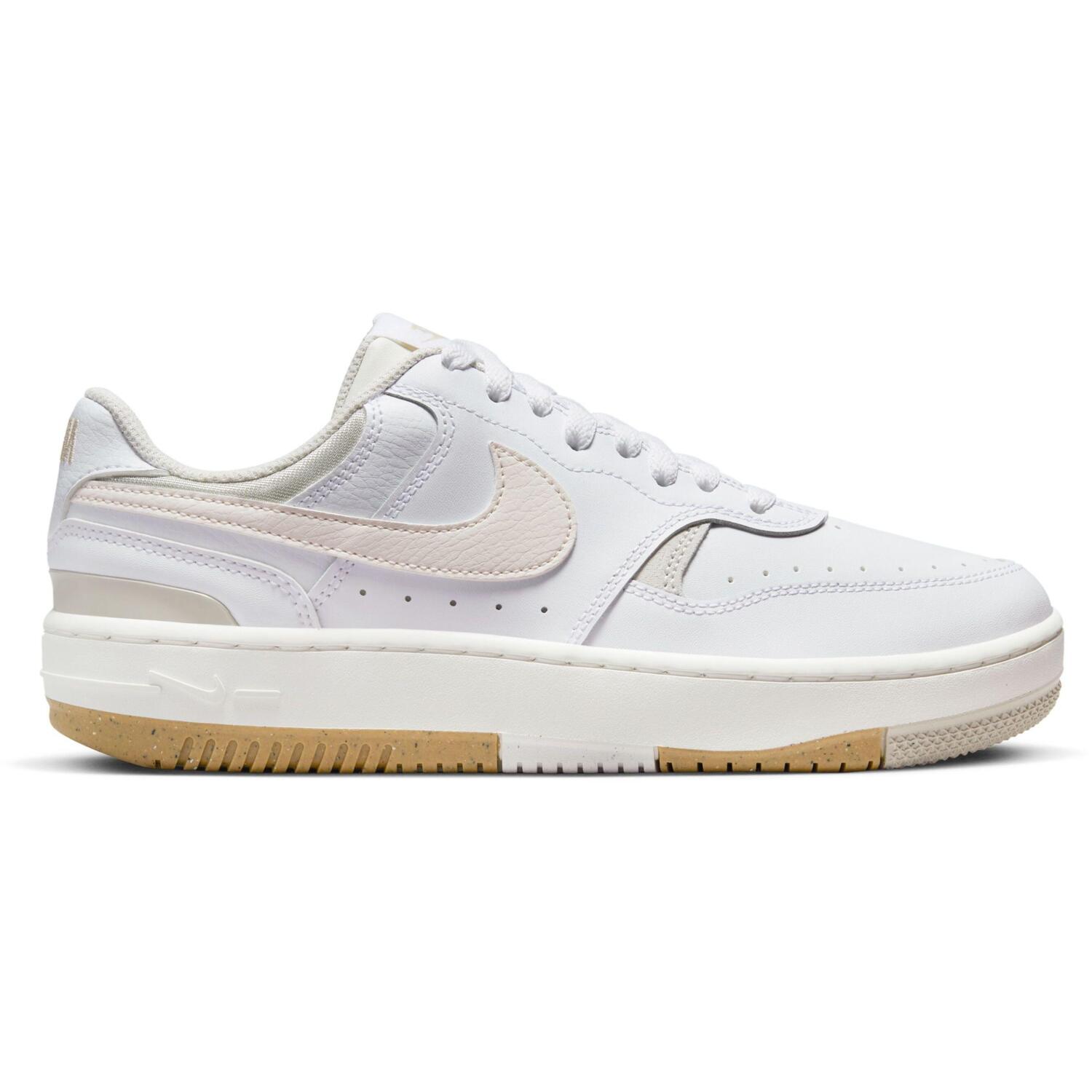 Кеды женские Nike Gamma Force DX9176-103 38 (7 US) белые