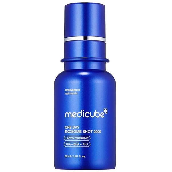 

Сыворотка Medicube One Day Exosome Shot 2000 с экзосомами и спикулами для сужения пор 30 мл