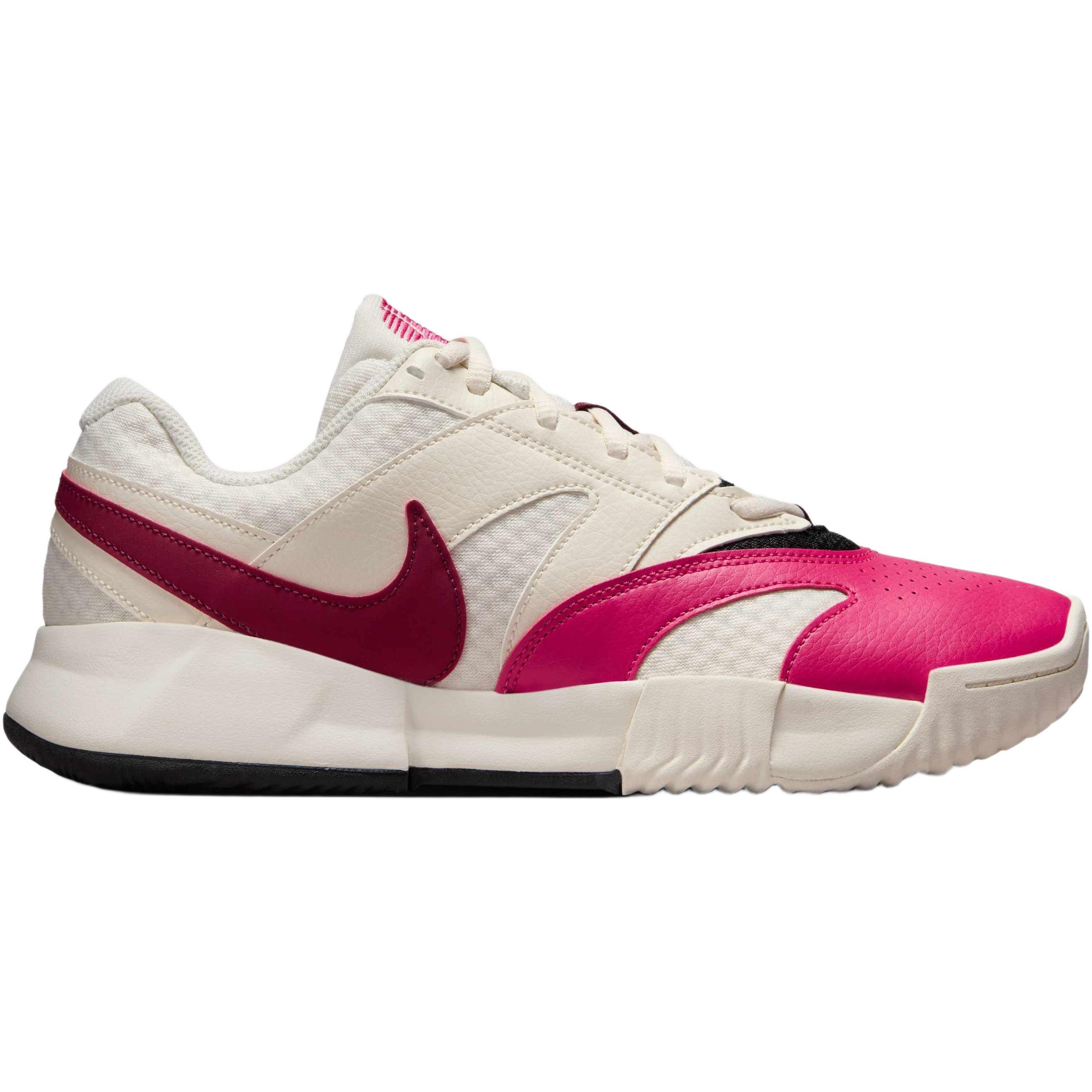 Кросівки жіночі для тенісу Nike W Court Lite 4 Cly FJ2318-104 38 (7 US) біліфото1