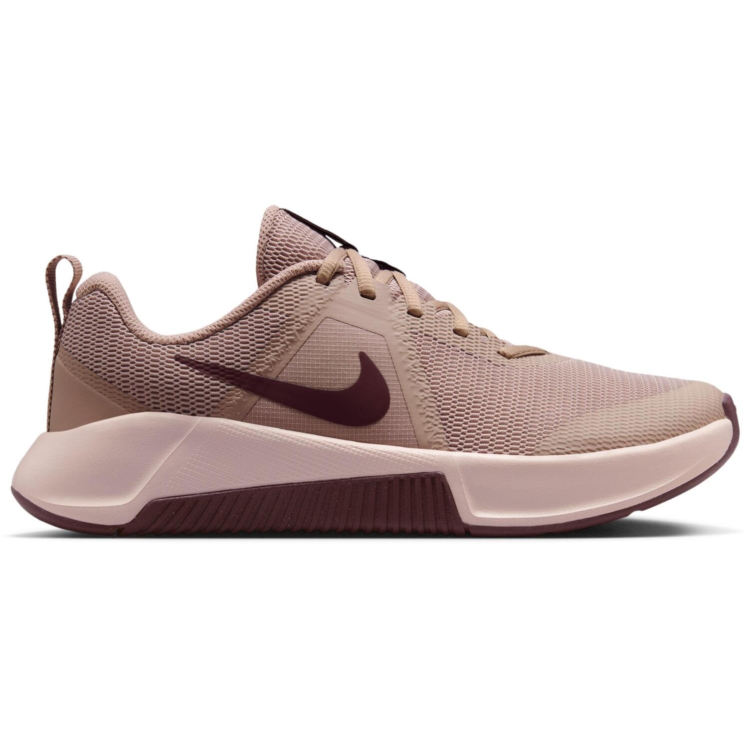 Кроссовки женские Nike W Mc Trainer 3 FQ1830-200 36,5 (6 US) розовые