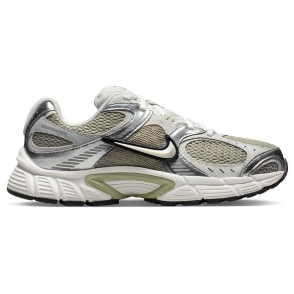 Кроссовки женские Nike W V5 Rnr HQ7901-301 39 (8 US) оливковые фото 