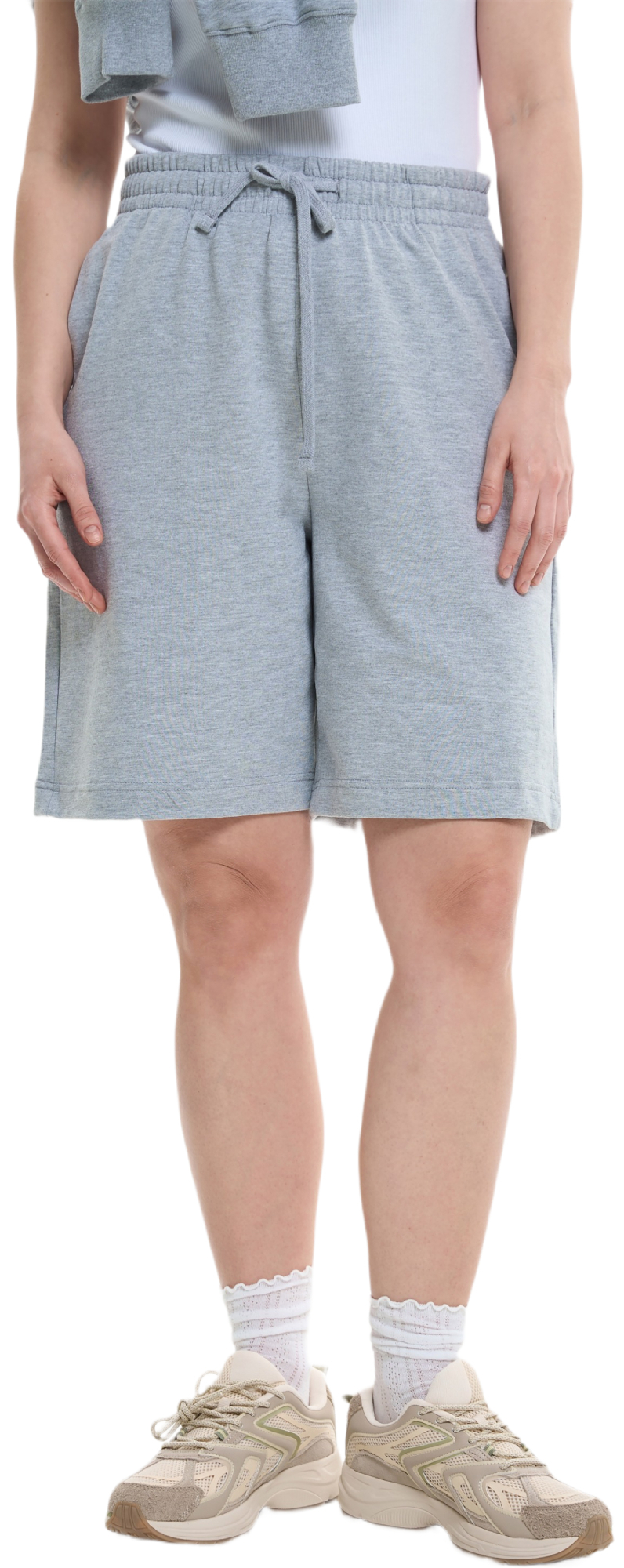 Шорты женские Roza 211024 M серые фото 1