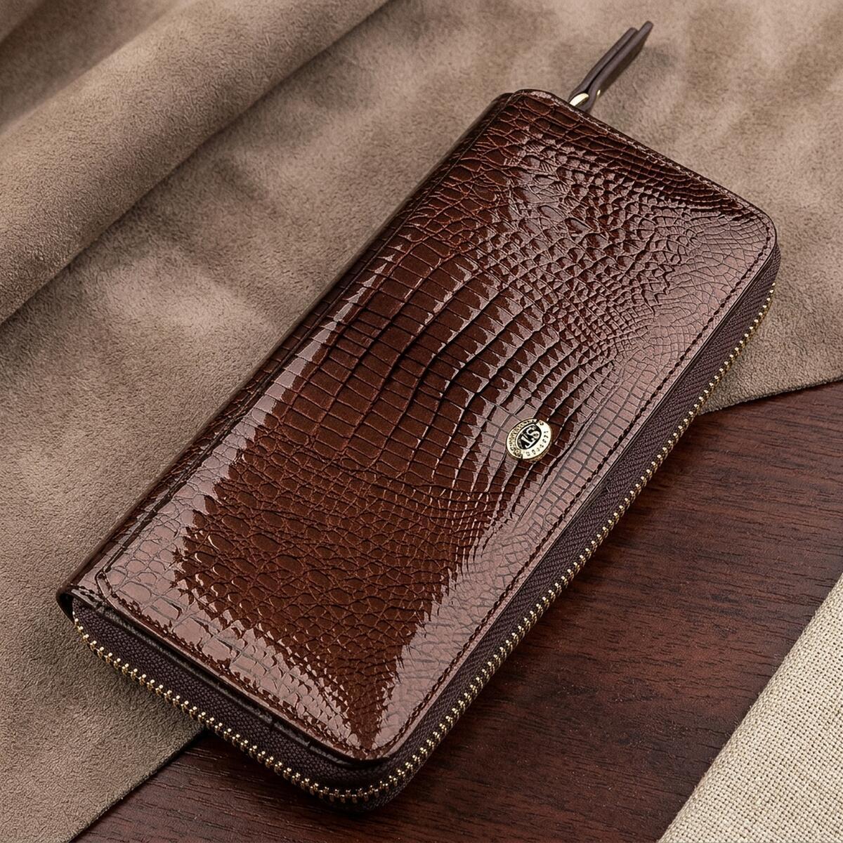 Кошелек женский кожаный St Leather 18438 коричневый фото1