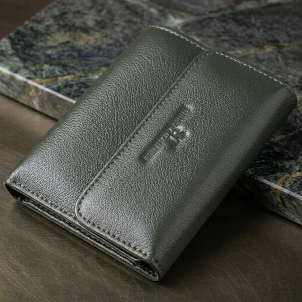 Кошелек женский кожаный St Leather 20873_1 зеленый фото